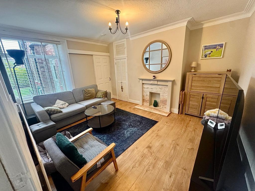 Property photo 2 of 11 Photo 10