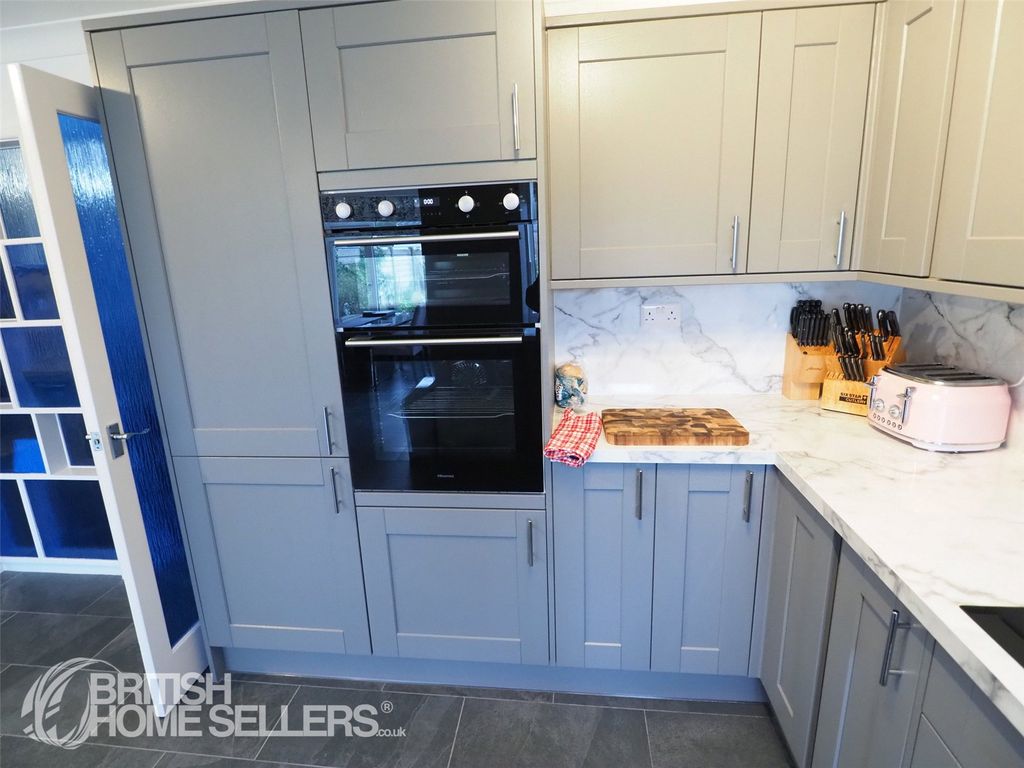 Property photo 3 of 29 Picture No. 19