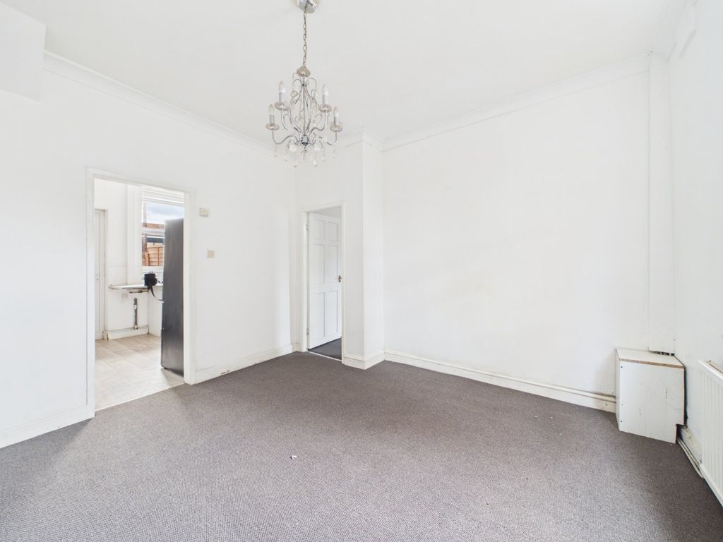 Property photo 3 of 14 Picture No. 11