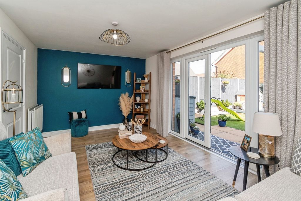 Property photo 3 of 26 Pbox-Img.Jpg