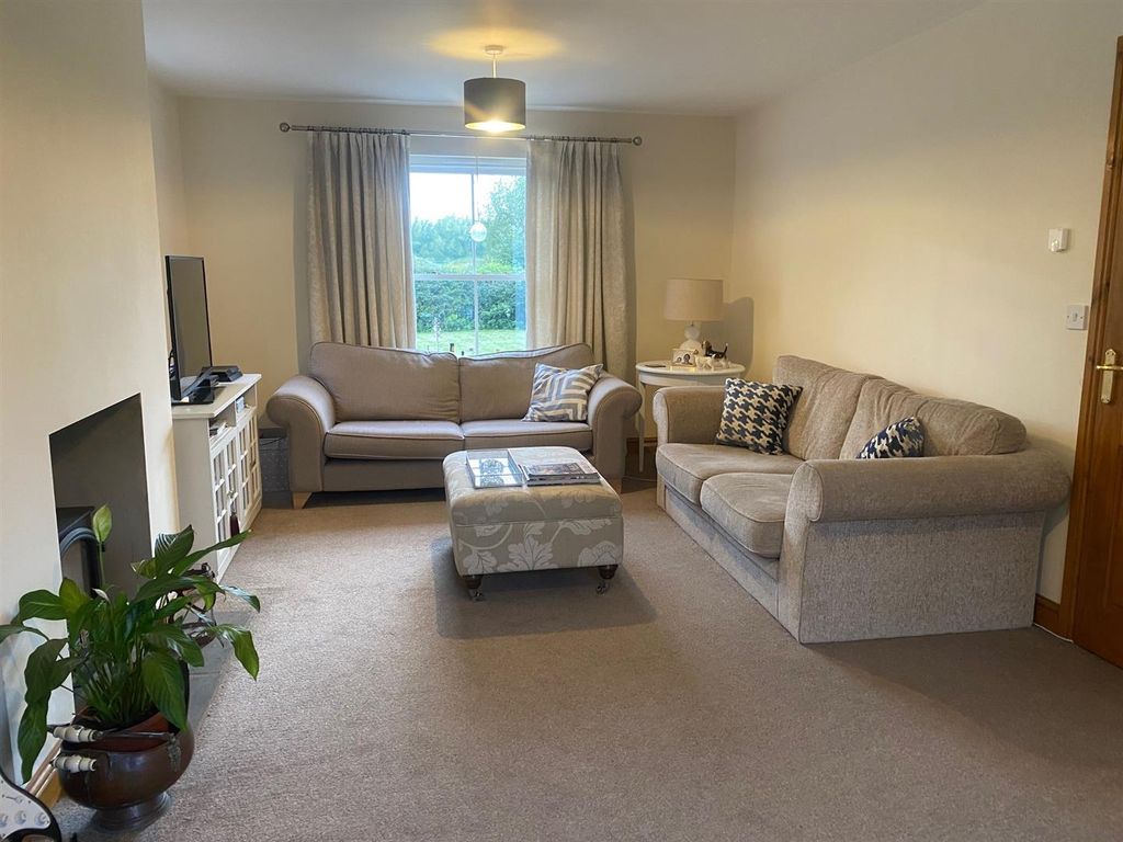 Property photo 1 of 16 Sitting Room 2.Jpg