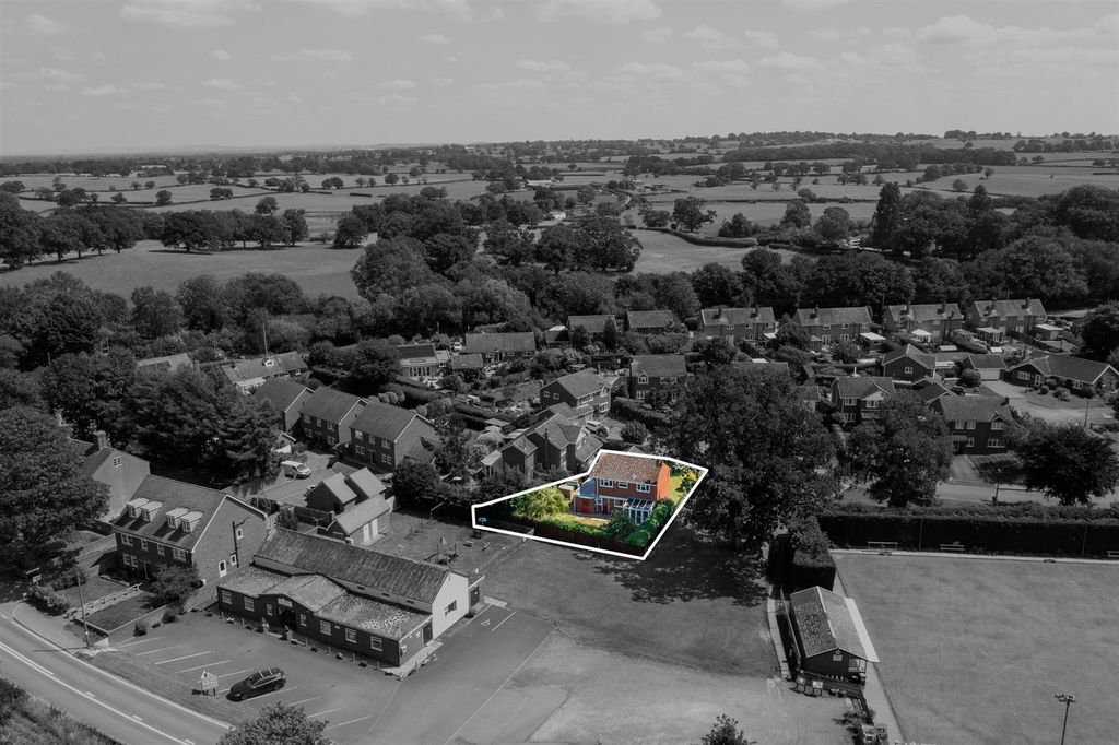 Property photo 2 of 26 28Corbetdrive-25.Jpg