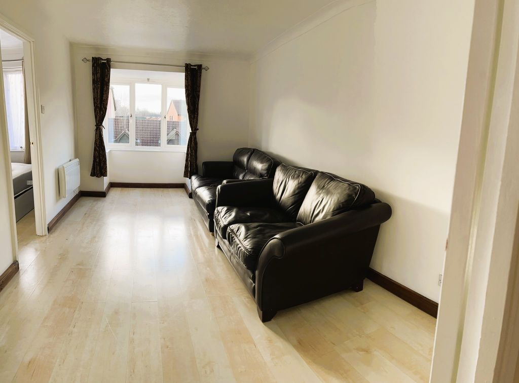 Property photo 2 of 9