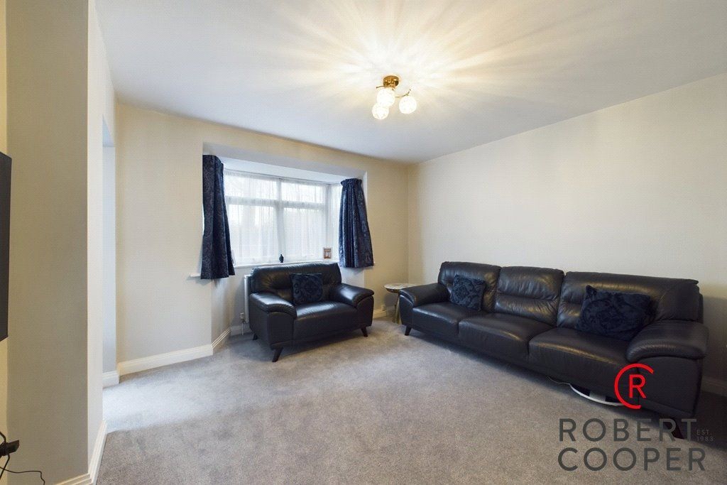 Property photo 3 of 18 Picture No. 02