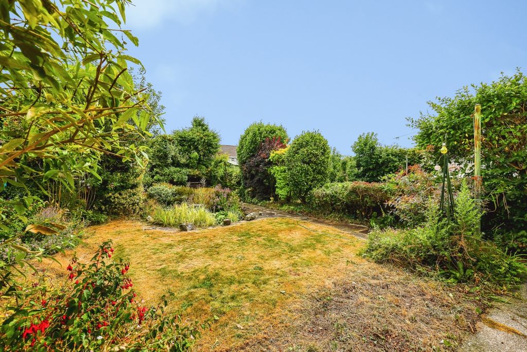 Property photo 2 of 24 Pbox-Img.Jpg