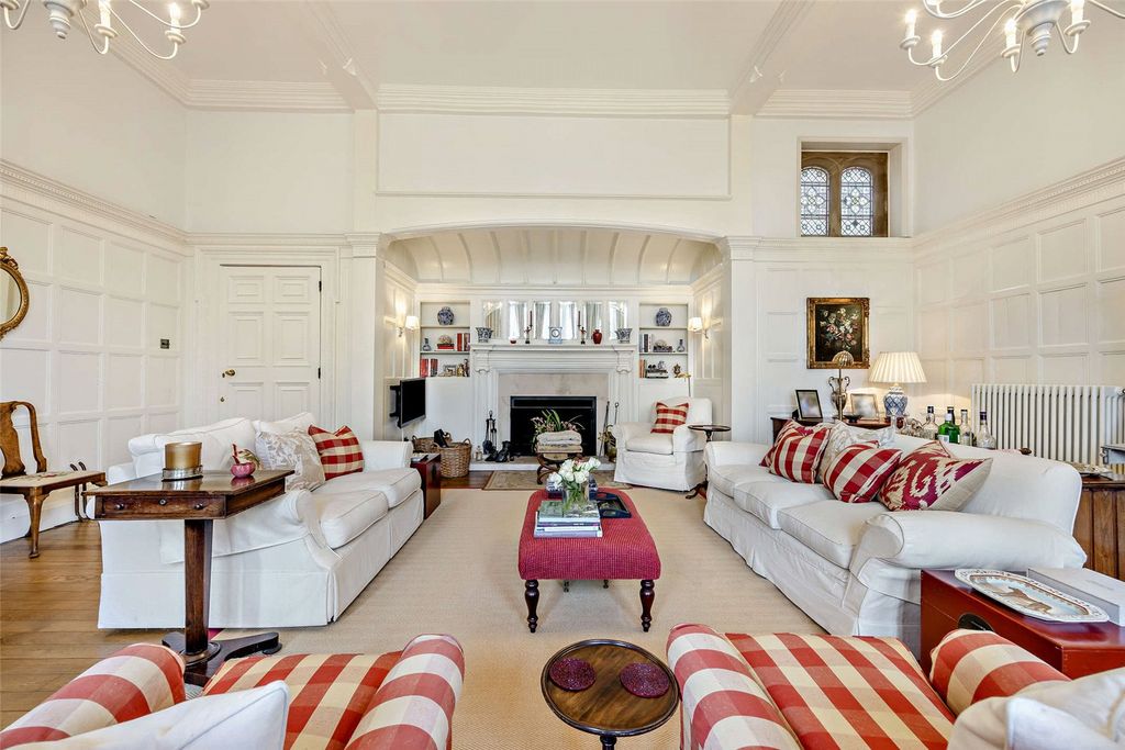 Property photo 3 of 18 Picture No. 05