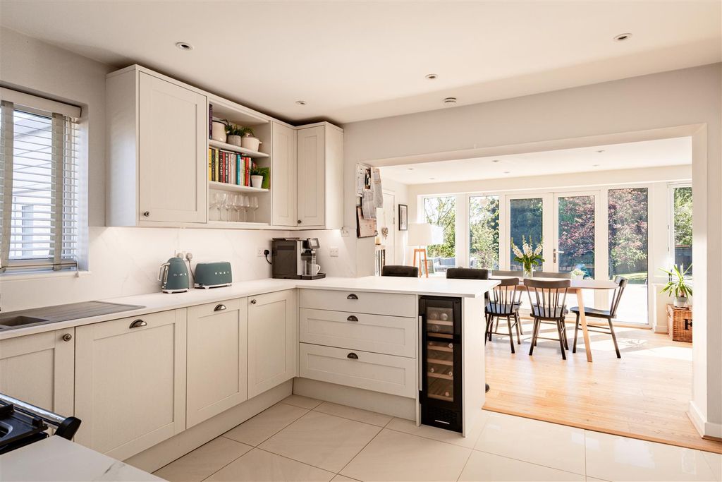Property photo 3 of 22 Rosedene, Hazeldene Lane-15.Jpg