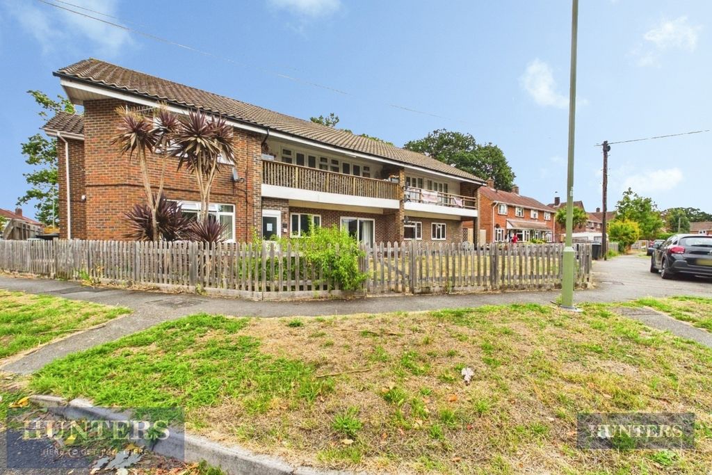 Property photo 1 of 9 Pbox-Img.Jpg