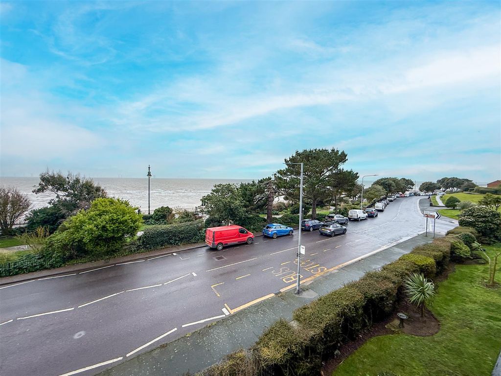 Property photo 3 of 17 Balcony