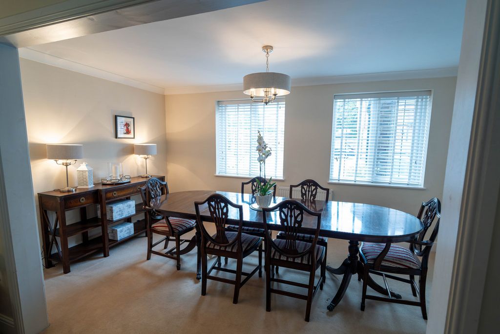 Additional image 7 of 5 bed detached house for saleThree Bridges Road, Crawley RH10