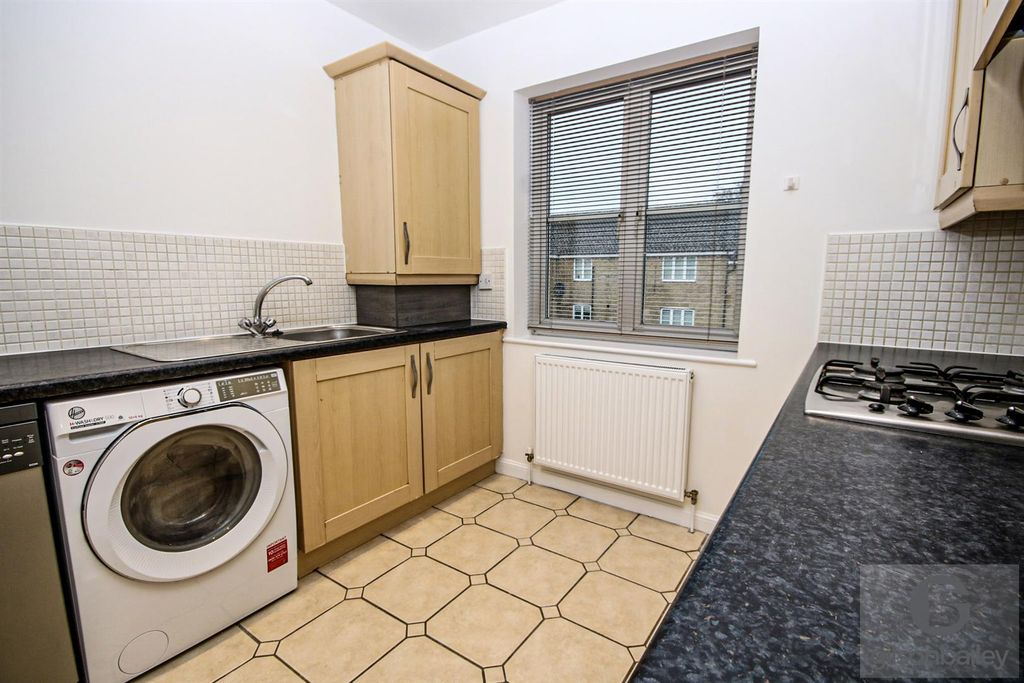 Property photo 3 of 10 Img_8963 (1).Jpg