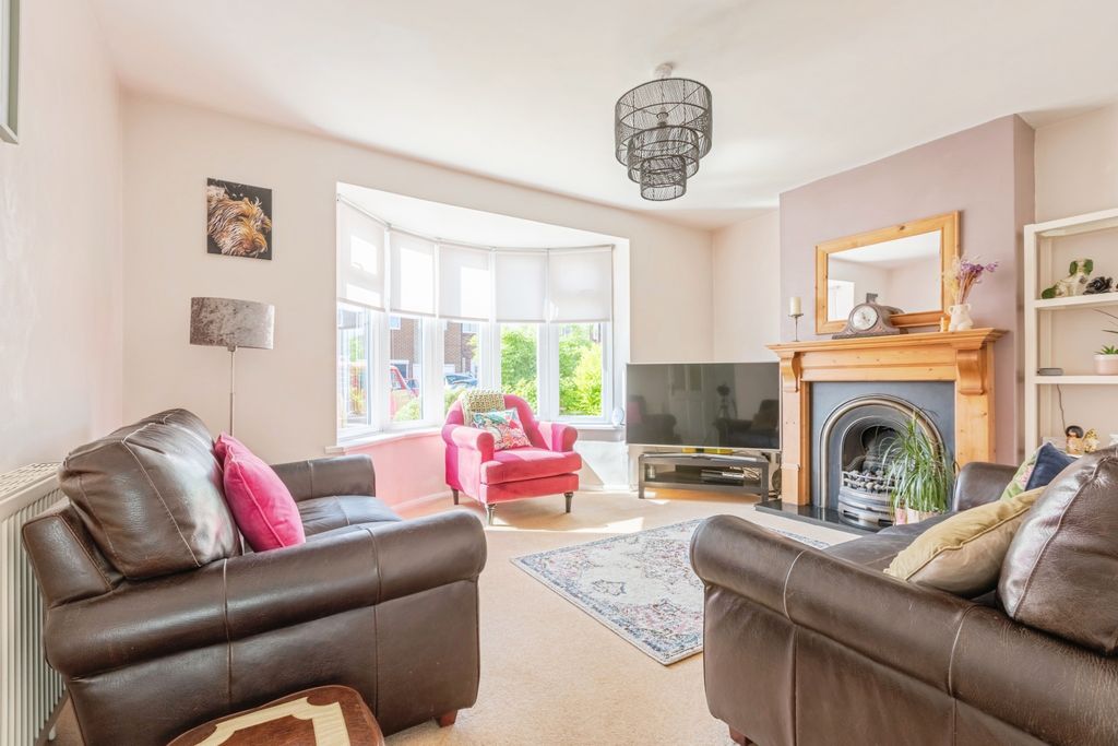 Property photo 2 of 15
