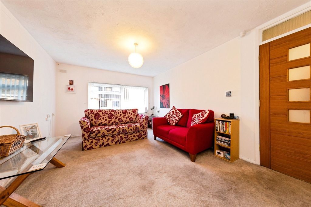 Property photo 2 of 12 Living Room