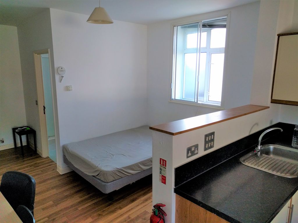 Property photo 2 of 3 Img