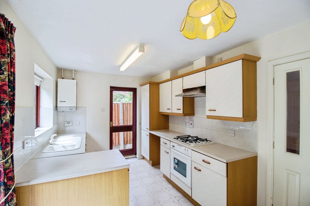 Property photo 3 of 11 Pbox-Img.Jpg