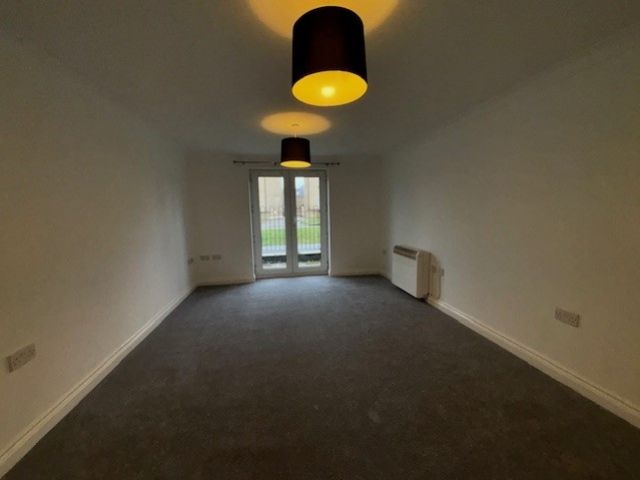 Property photo 3 of 9 10