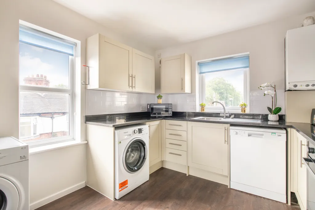 Apartment in Nottingham, Old Lenton, Lenton - View 6