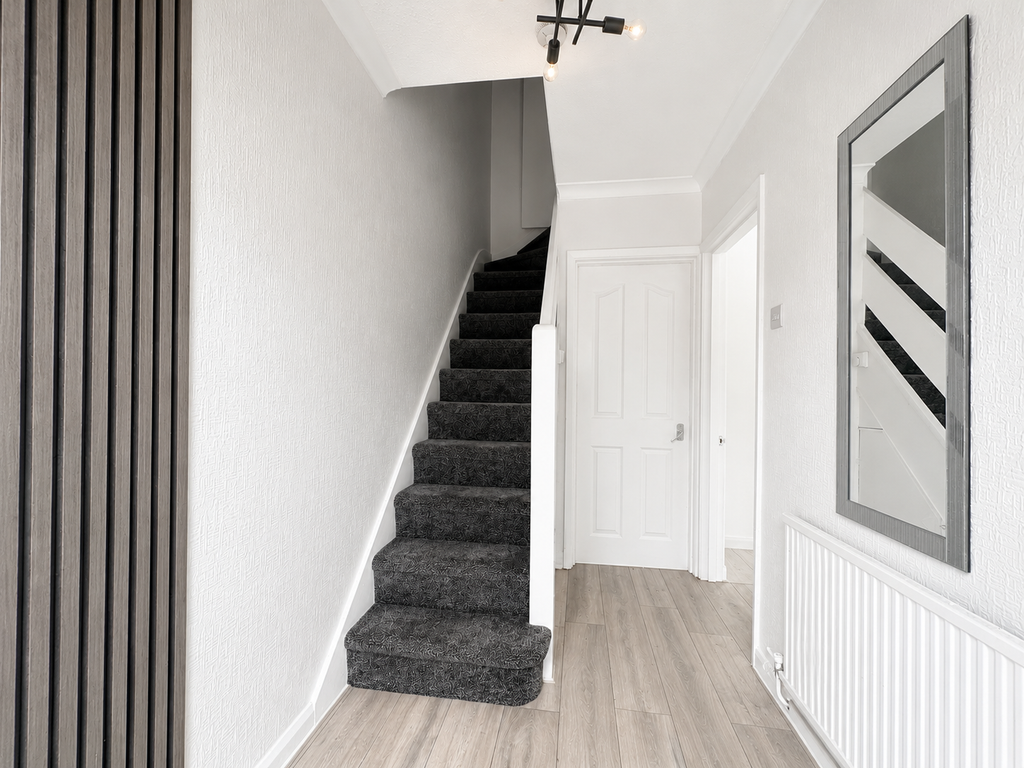 Property photo 2 of 10 Entrance