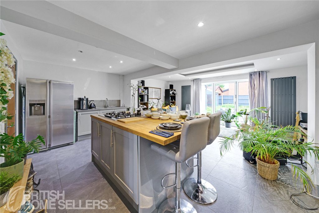 Property photo 2 of 14 Picture No. 06