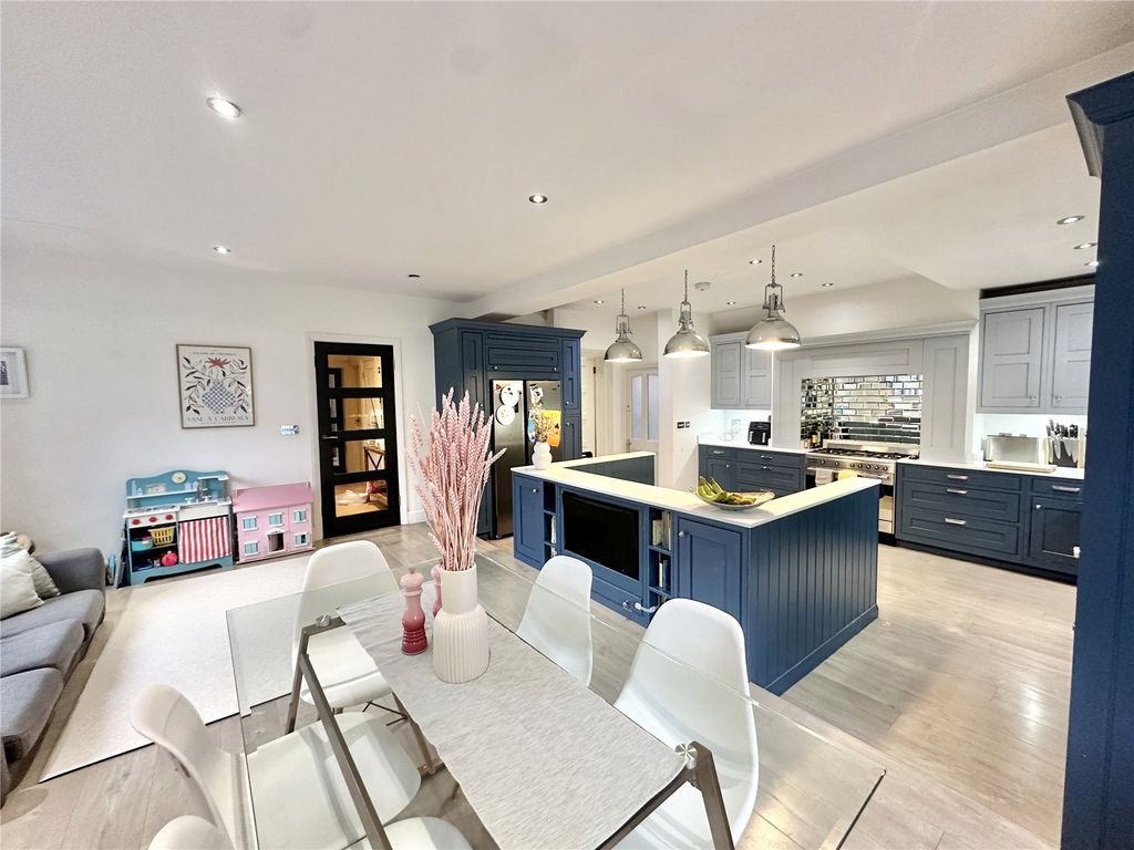 Property photo 3 of 22 Picture No. 22