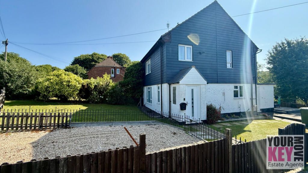 Property photo 2 of 25 Hythe Estate Agents - Your Key Move. Free Property Valuations Available.