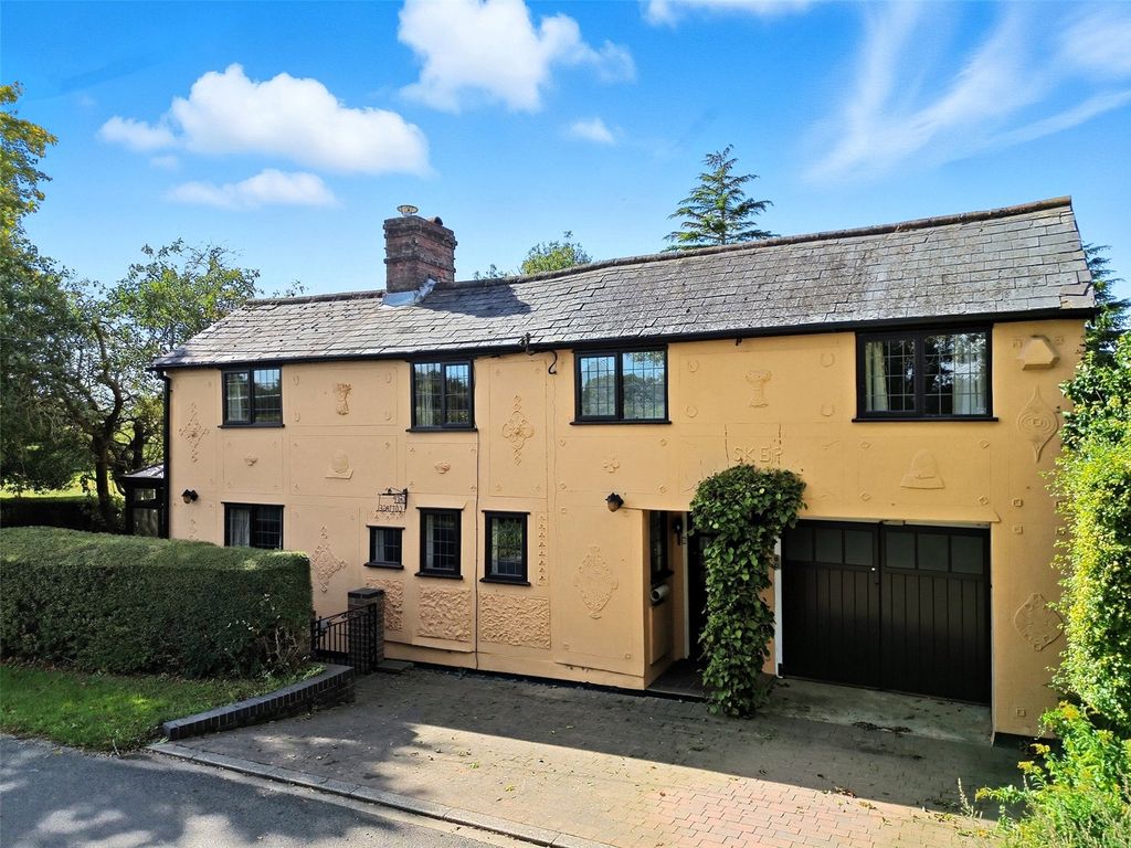 Property photo 1 of 17 Front