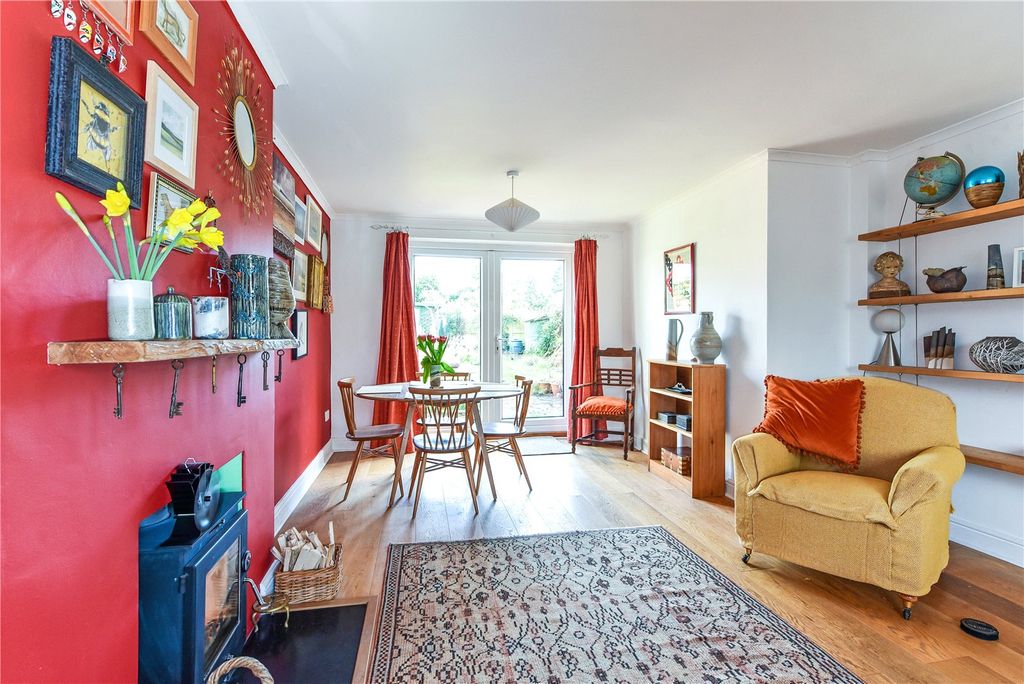 Property photo 3 of 17 Picture No. 14