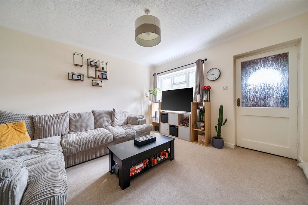 Property photo 2 of 15 Picture No. 05