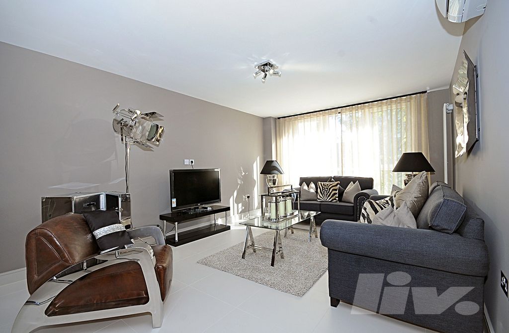 Property photo 2 of 10 Photo 1