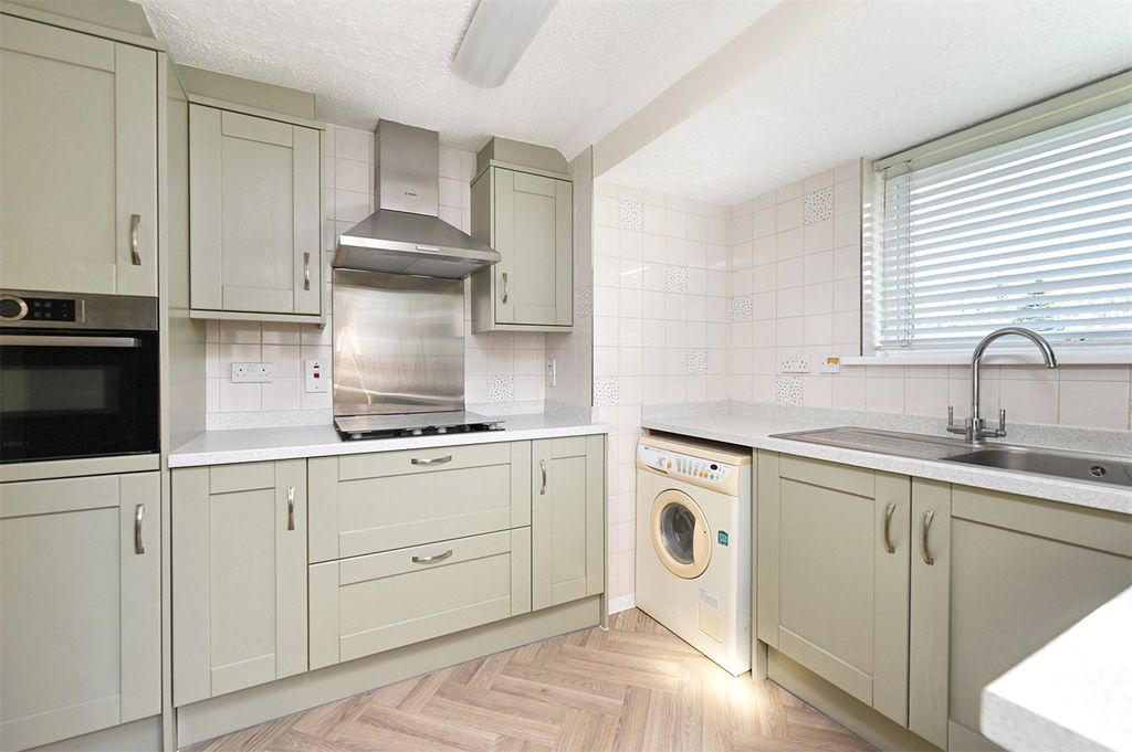 Property photo 3 of 11 Picture No. 02