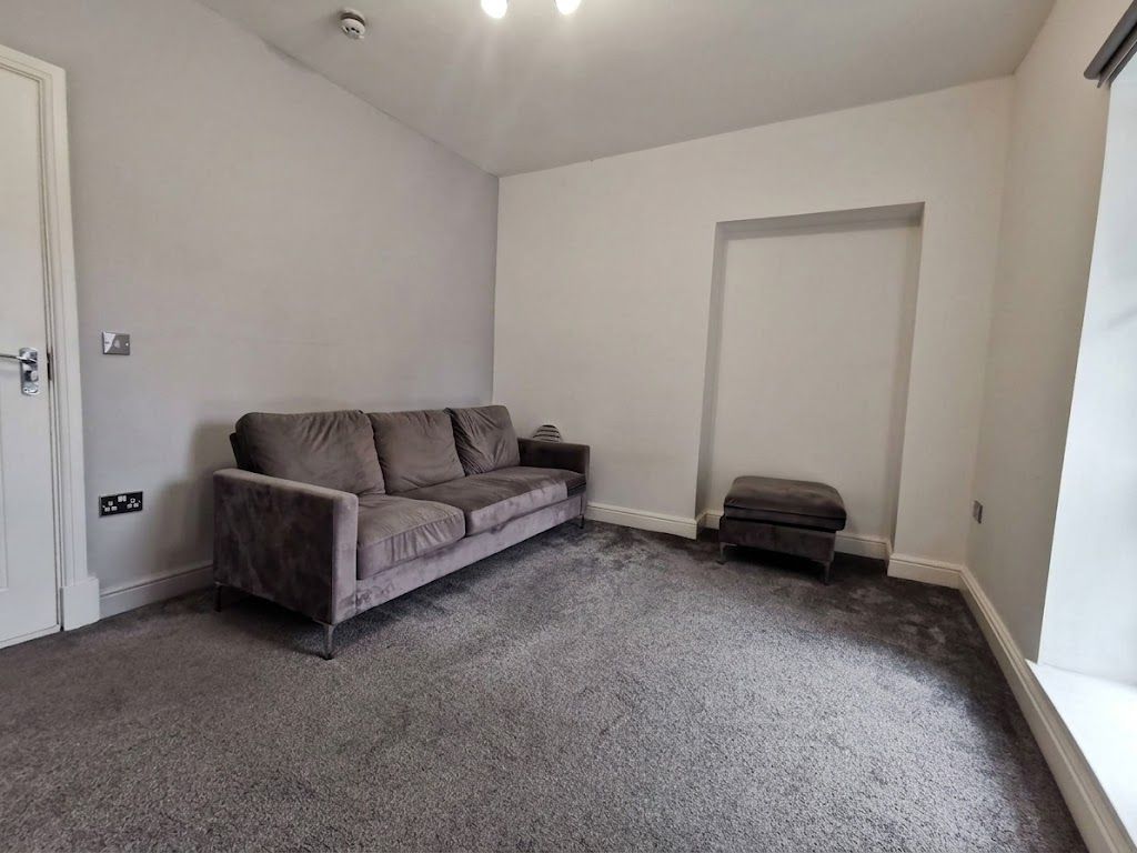 Property photo 2 of 10 Photo 1