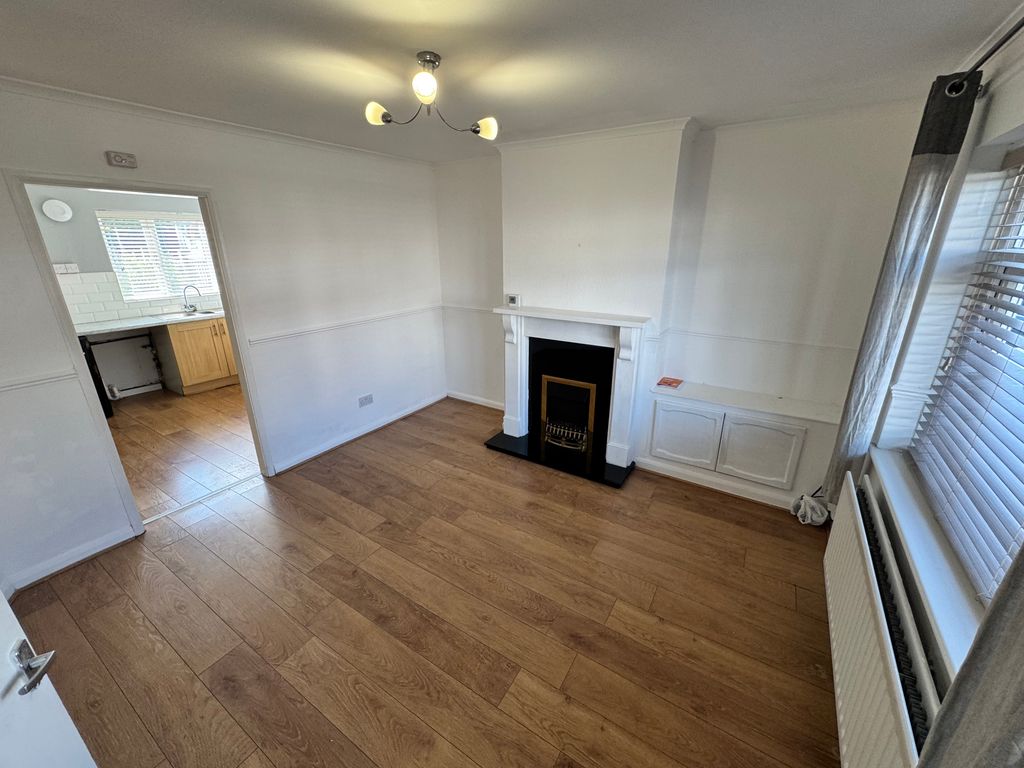 Property photo 2 of 13 Image
