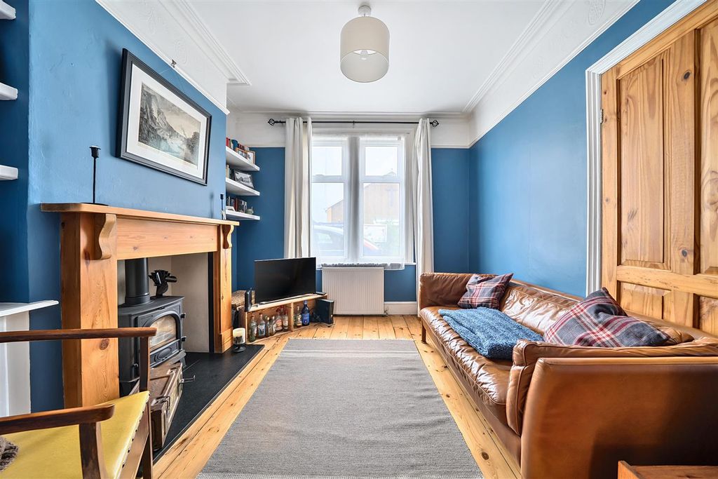 Property photo 3 of 11 3-1331153-3-68889E53Dfdbc-3.Jpg
