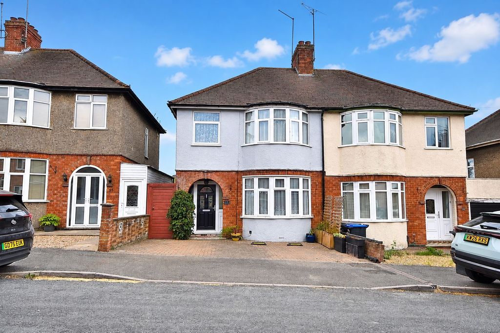 Property photo 1 of 19