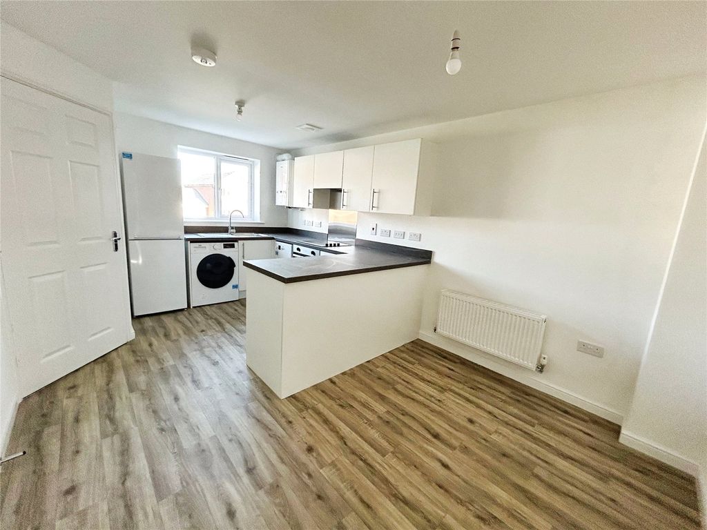 Property photo 2 of 10 Picture No. 05