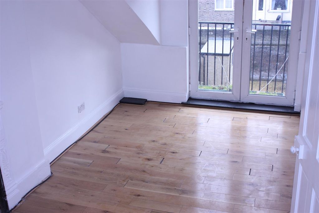 Property photo 3 of 10 Img_8246.Jpg