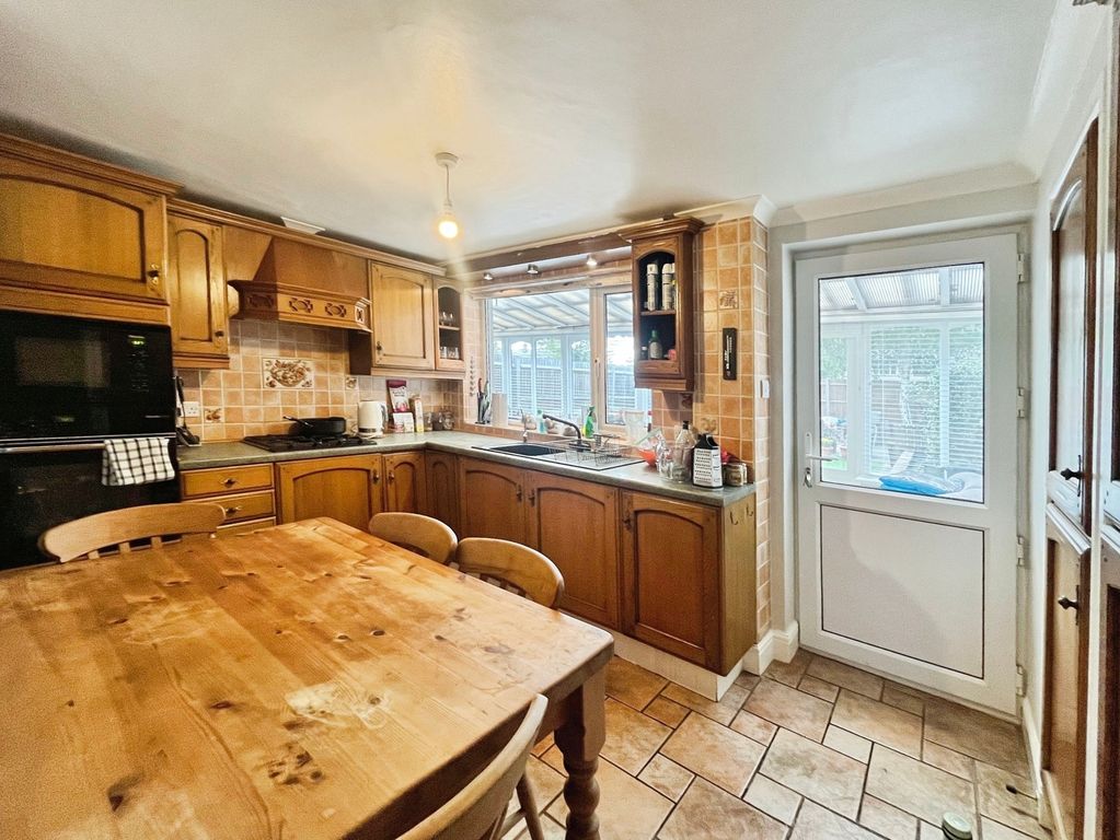 Property photo 3 of 7 Pbox-Img.Jpg