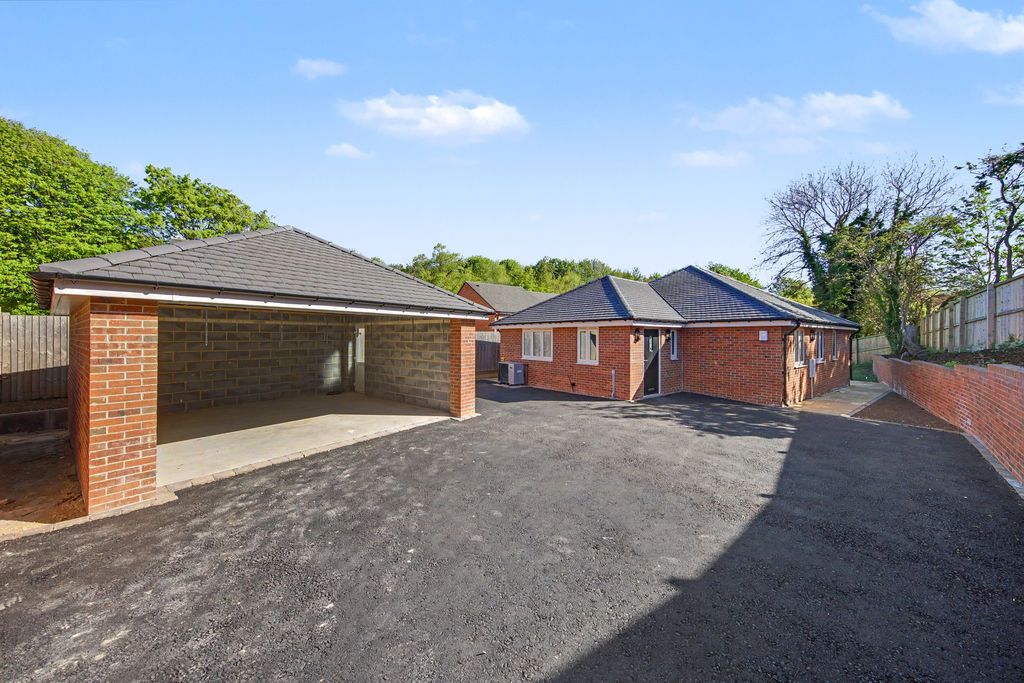 Property photo 1 of 28 Front