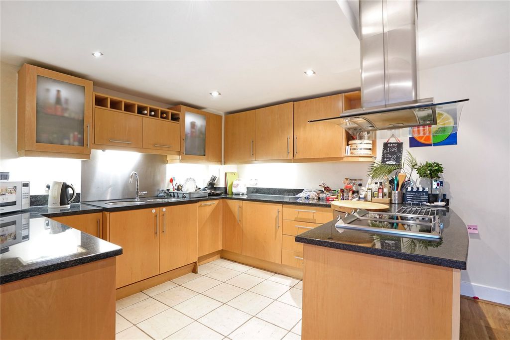 Property photo 3 of 15 Kitchen