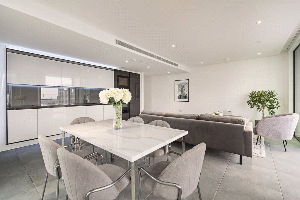 Property photo 3 of 16 Picture No. 04