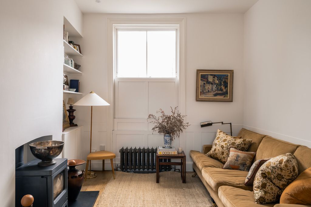 Property photo 1 of 24 320256 - 8Kenthouseroad_Highres-22.Jpg