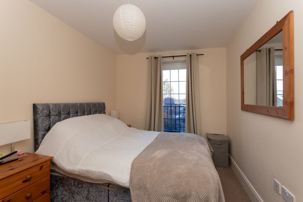 Additional image 10 of 2 bed flat for saleMoorlands Avenue West, Dewsbury WF13