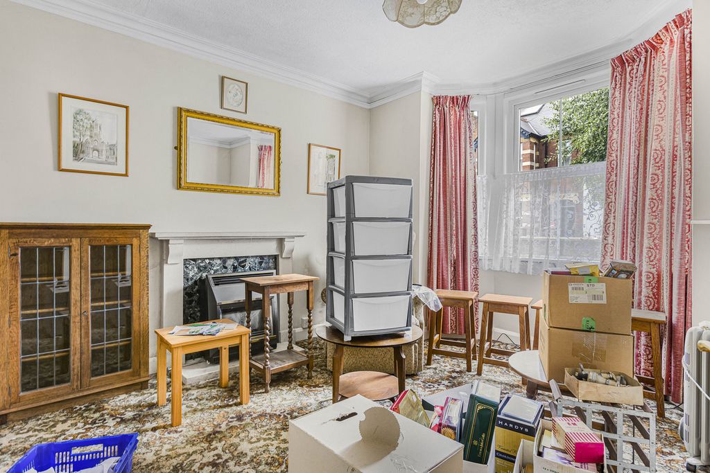 Property photo 3 of 12