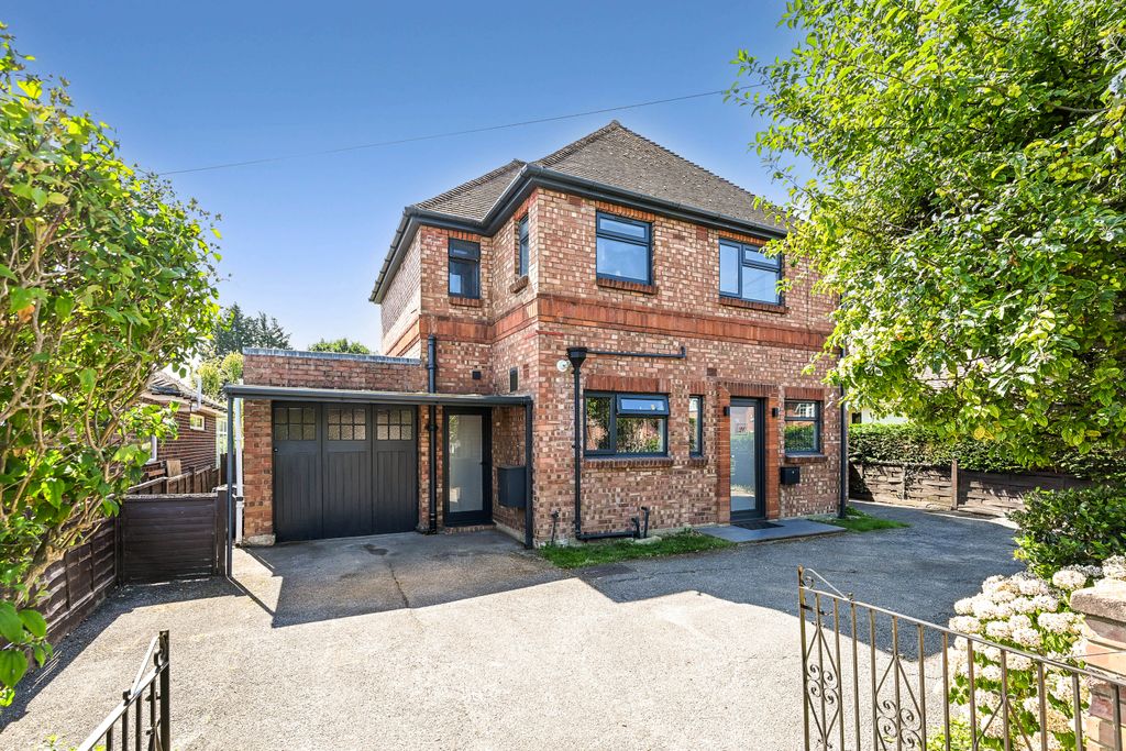 Property photo 1 of 23