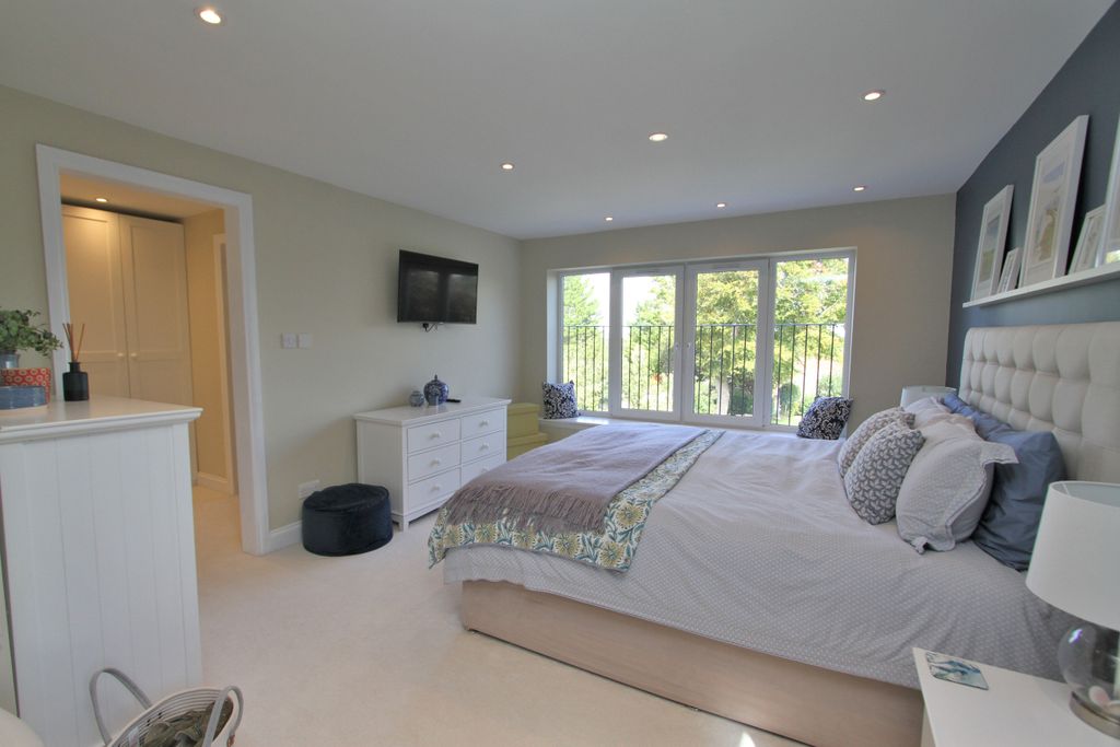 Additional image 24 of 5 bed detached house for salePrideaux Road, Eastbourne BN21