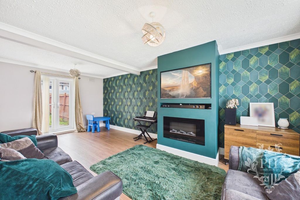 Property photo 3 of 11 cd7Edaa7A2404c538E02Fa731062A3B1_100_Cam02002G0-Pr