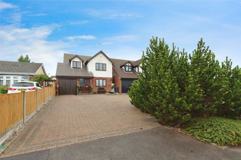 Property photo 3 of 26 Front