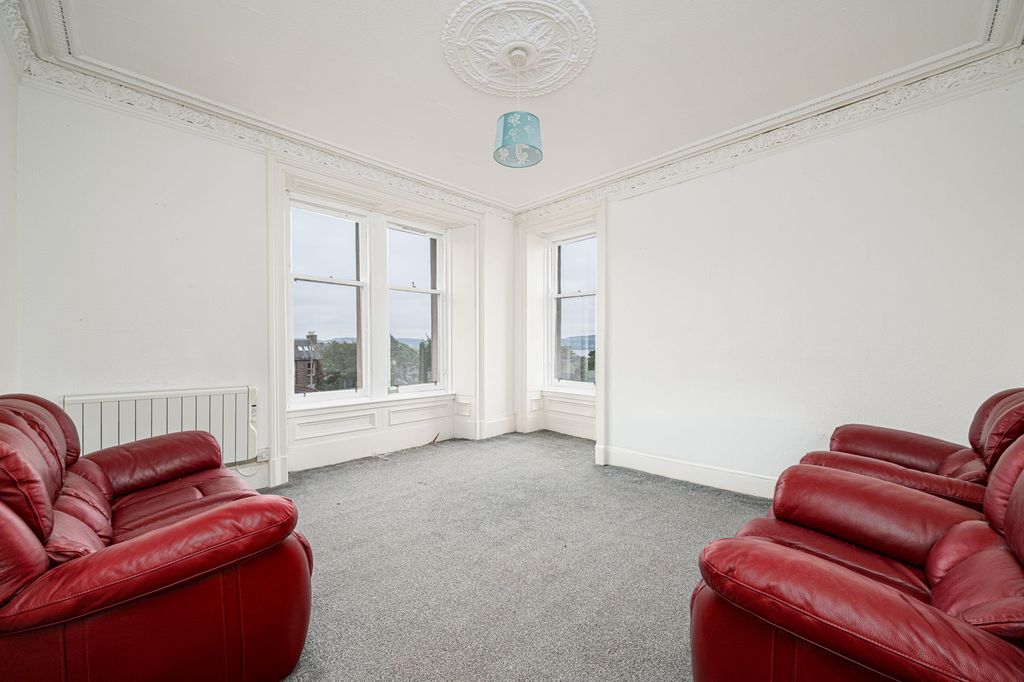 Property photo 3 of 10 Living Room