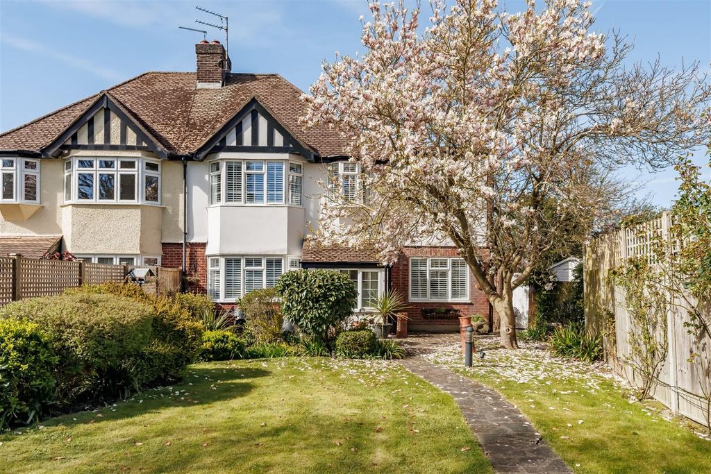 Property photo 1 of 45 85 High Road  New Ext (5).Jpg