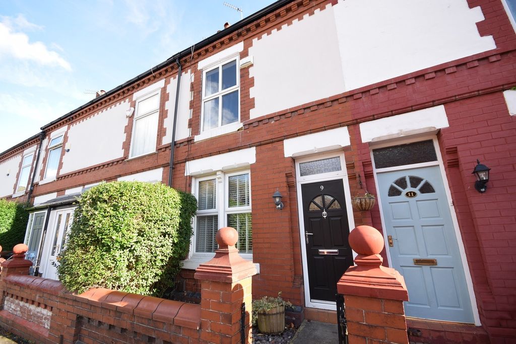 Property photo 1 of 10 Front (Main)